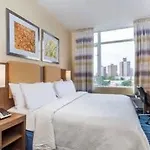 Days By Wyndham Brooklyn Crown Heights Hotel 2*