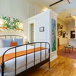 Apartment Habitat 101brooklyn New York