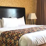 Elmhurst Hotel