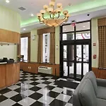 Royal Hotel 2*