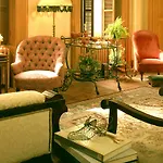 The At Irving Place 4*