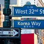 Courtyard By Marriott Manhattan/herald Square 4*