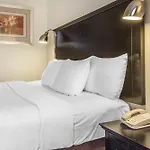 Comfort Inn & Suites Laguardia Airport