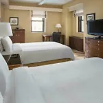 Hotel Marriott East Side 4*