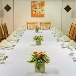 Roger Smith Hotel