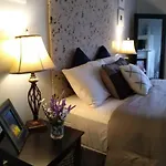 Irving Manor Guest house *