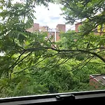 Stylish Space With Own Office In Trendy Noho!