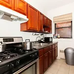 Short-Term Fully Furnished 1 Bd Close To Trains In Ny