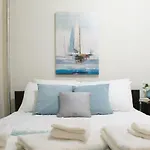 Apartment Frederick's Place - Convenient Walk To Central Park And Columbia University *
