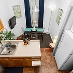 Cloverleaf - Perfectly Located Near Restaurants, Shops, & Sites * New York