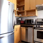 Not So Ordinary Lexington Pied-A-Terre