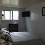 Apartment Jfk Area Away From New York
