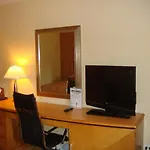 The Skyline Hotel New York