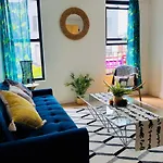 Modern And Newly Renovated 3 Bedroom In Greenpoint
