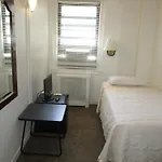 Hostel Flushing Ymca