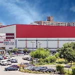 Wyndham Garden Laguardia South