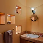 Akwaaba Mansion Bed & Breakfast New York