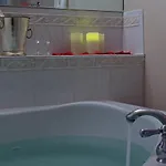Akwaaba Mansion Bed & Breakfast