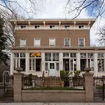 Akwaaba Mansion