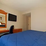 Comfort Jfk Airport 2*