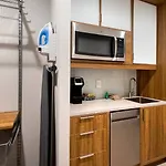 Hotel Towneplace Suites Ny Li Manhattan View