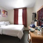 Mimosa Hotel