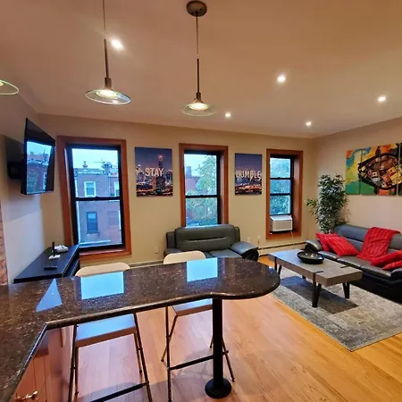 Newly Renovated Penthouse *