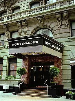 Chandler 4*