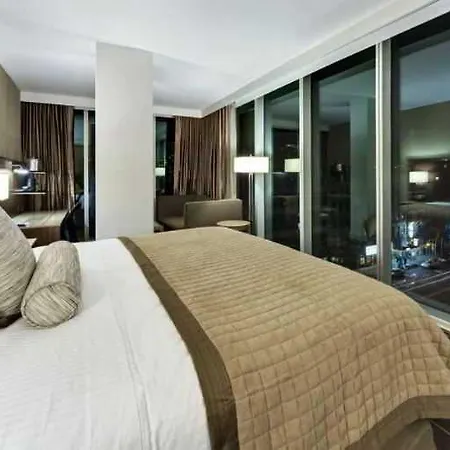 Wyndham Garden Chinatown Hotel New York