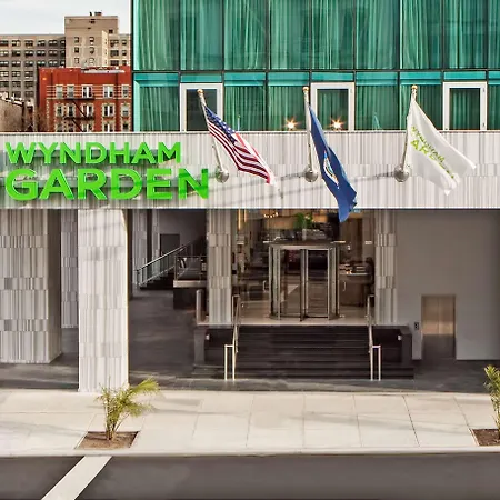 Wyndham Garden Chinatown Hotel