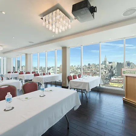 Wyndham Garden Chinatown Hotel