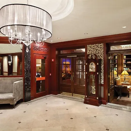 The Iroquois Times Square, A Small Luxury Hotel Hotel 5*