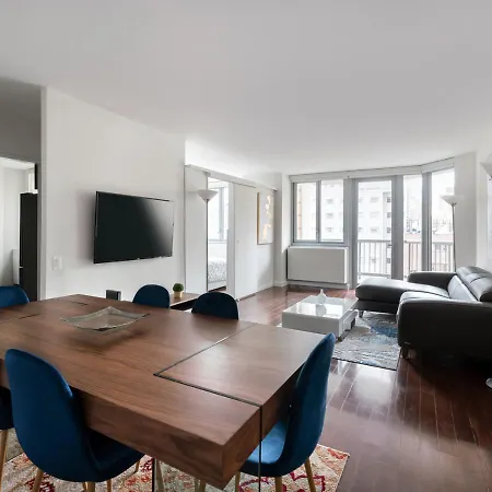 Luxury 2 Beds 2 Baths In Murray Hill Apartment *