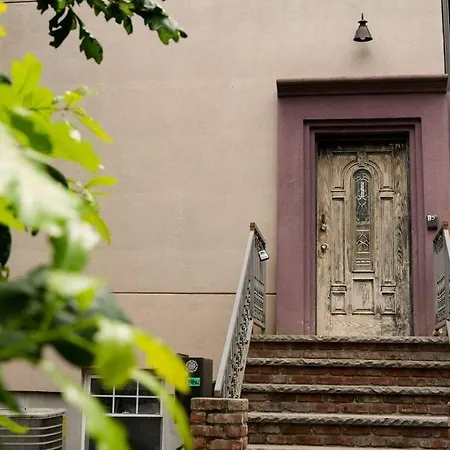 Luxurious 6bd Duplex In Bushwick Apartment