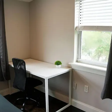 Luxurious 6bd Duplex In Bushwick
