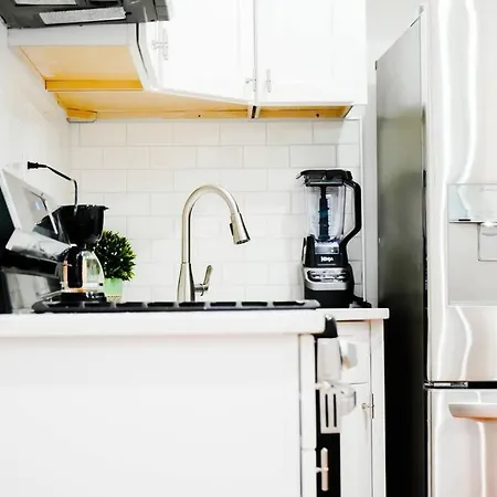 Perfect For Longer Stays With Amenities Apartment New York