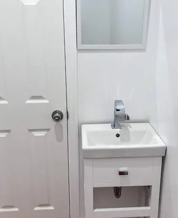 Perfect For Longer Stays With Amenities