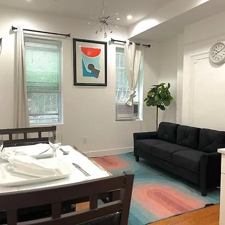 Apartment Perfect For Longer Stays With Amenities *