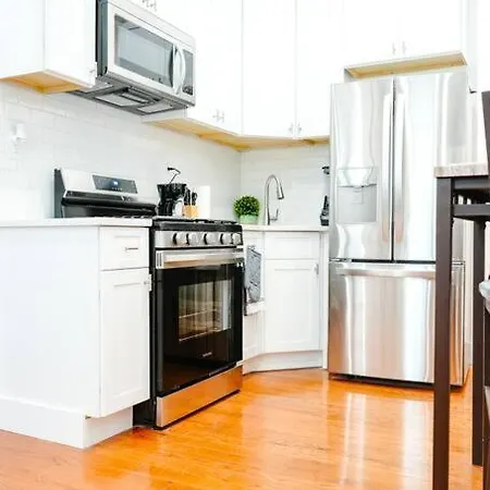 Apartment Perfect For Longer Stays With Amenities New York