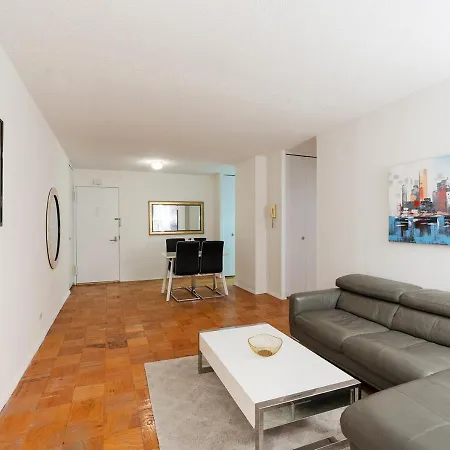 Exotic 1br At Columbus Circle