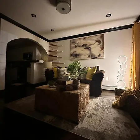 Brooklyn Way Apartment