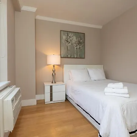 Lovely 3 Bedroom In Nyc With Elevator Apartment
