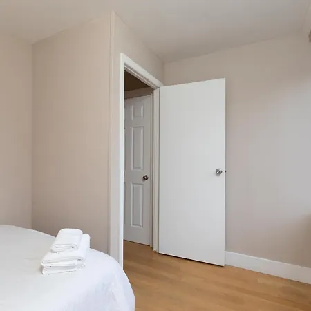 Lovely 3 Bedroom In Nyc With Elevator New York