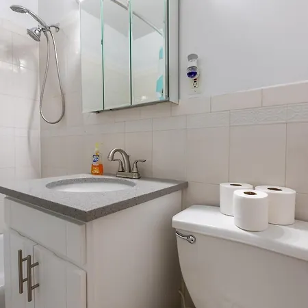 Lovely 3 Bedroom In Nyc With Elevator * New York