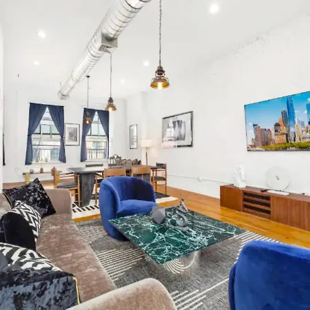 Spacious 3br 2ba In Soho