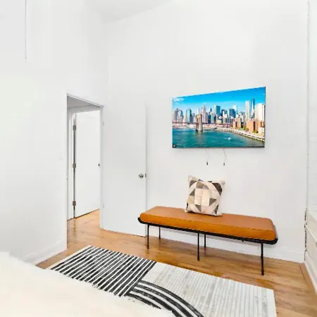 Spacious 3br 2ba In Soho * New York
