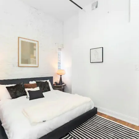 Spacious 3br 2ba In Soho Apartment New York