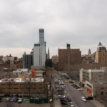 Luxury 3 Beds By Central Park *