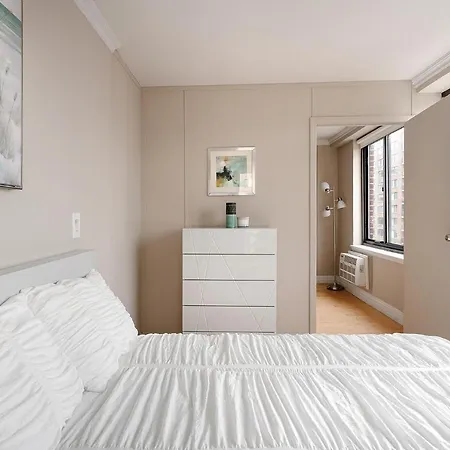 Luxury 3 Beds By Central Park Apartment New York