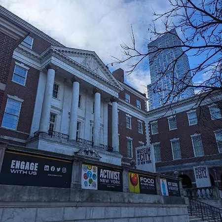 Museum Mile By Park